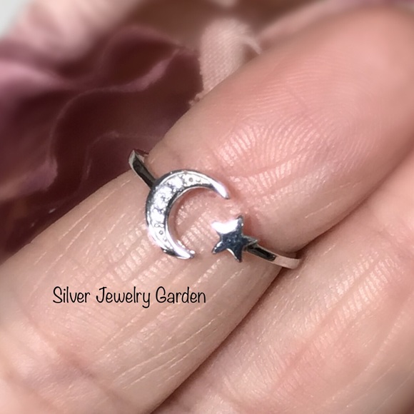 Moon and Stars Sterling Silver Ring - Picture 6 of 8